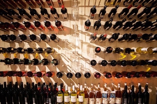 La cantina del Monun rispecchia il volto dell’Italia